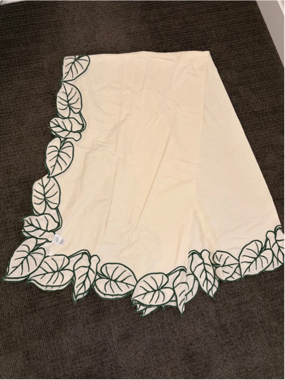 Farm Rio x Anthropologie Embroidered Botanical Tablecloth NWT Cream Green 59x87